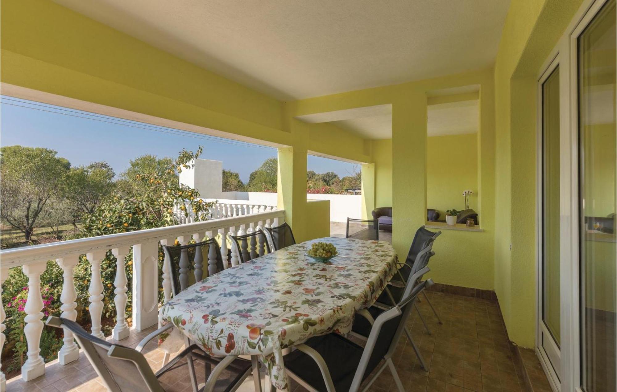 4 Bedroom Beautiful Apartment In Štinjan المظهر الخارجي الصورة